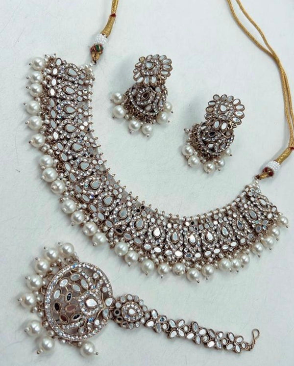Neetha Set